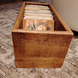 Reclaimed wood handmade 7" 45 record crate box approx 180 record cap